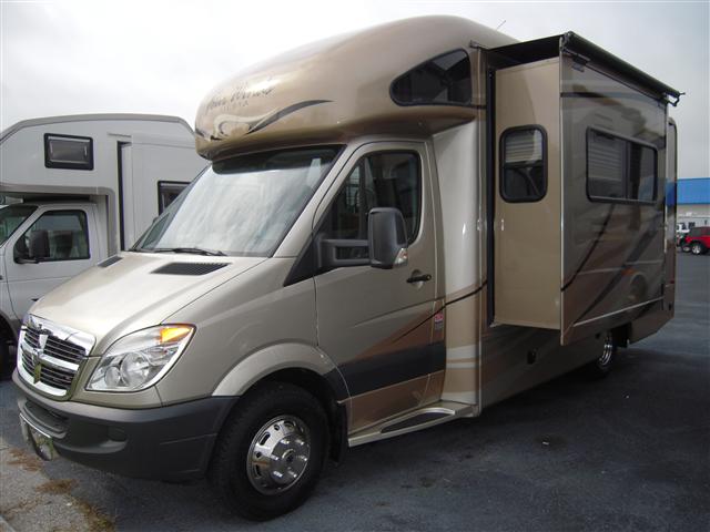 New 2010 Fourwinds Four Winds Siesta 24SA Class C For Sale